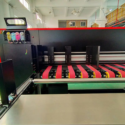 La máquina de la impresión en color de CMYK acanaló la impresora de Digitaces de la caja